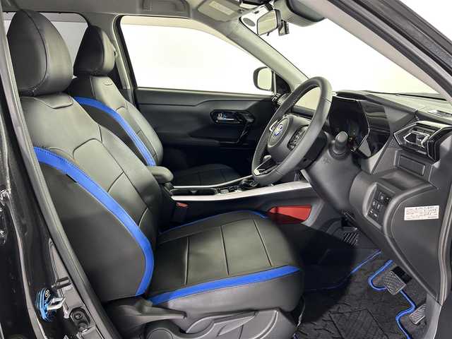 トヨタ ライズ Z 佐賀県 2022(令4)年 0.8万km ブラックマイカメタリック 純正9インチディスプレイオーディオ/フルセグTV/Bluetooth/HDMI/USB/全周囲カメラ/ビルトインETC/前方・後方ドライブレコーダー/運転席・助手席シートヒーター/レーダークルーズコントロール/レーンアシスト/衝突被害軽減ブレーキ/先行車発進お知らせ機能/ロードサインアシスト/クリアランスソナー/LEDヘッドライト/オートライト/フォグライト/純正17インチアルミホイール/レザー調シートカバー/保証書/取扱説明書