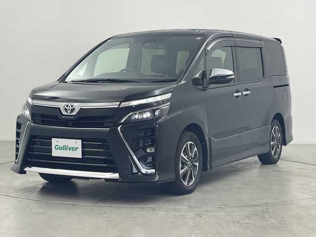 トヨタ ヴォクシー ZS 煌Ⅲ 群馬県 2020(令2)年 3.5万km ブラック 純正10型ナビ 純正12型後席モニター　バックカメラ　クルーズコントロール　衝突被害軽減ブレーキ　両側電動スライド　純正ビルトインETC2.0 前後ドライブレコーダー　LEDヘッドライト　禁煙車