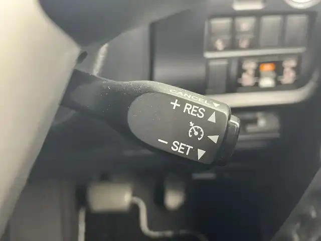 トヨタ ヴォクシー ZS 煌Ⅲ 群馬県 2020(令2)年 3.5万km ブラック 純正10型ナビ 純正12型後席モニター　バックカメラ　クルーズコントロール　衝突被害軽減ブレーキ　両側電動スライド　純正ビルトインETC2.0 前後ドライブレコーダー　LEDヘッドライト　禁煙車