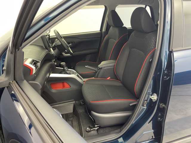 トヨタ ライズ Z 新潟県 2021(令3)年 1.7万km レーザーブルークリスタルシャイン 純正ＳＤナビ（Bluetooth・USB・CD）/アラウンドビューモニター　/フルセグ　/純正ビルトインＥＴＣ２．０　/前席シートヒーター　/レーンキープアシスト　/前後コーナーセンサー　/追従クルーズコントロール/衝突被害軽減システム/ＬＥＤオートライト　/フォグランプ/前後ドライブレコーダー/パーキングアシスト/アイドリングストップ/ステアリングスイッチ/MTモード付AT/スマートキー/純正フロアマット/純正１７インチアルミホイール