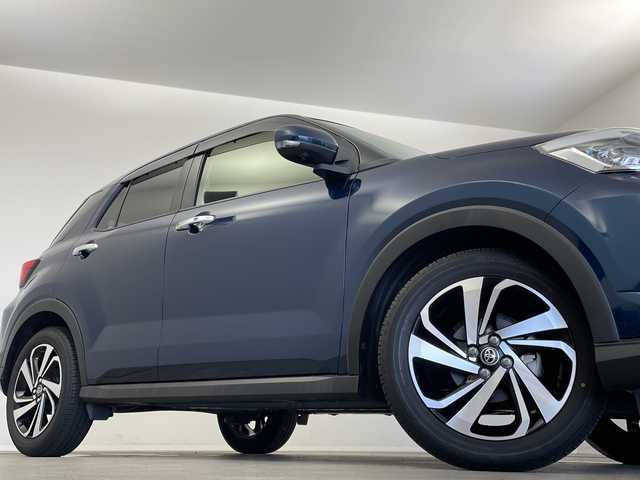 トヨタ ライズ Z 新潟県 2021(令3)年 1.7万km レーザーブルークリスタルシャイン 純正ＳＤナビ（Bluetooth・USB・CD）/アラウンドビューモニター　/フルセグ　/純正ビルトインＥＴＣ２．０　/前席シートヒーター　/レーンキープアシスト　/前後コーナーセンサー　/追従クルーズコントロール/衝突被害軽減システム/ＬＥＤオートライト　/フォグランプ/前後ドライブレコーダー/パーキングアシスト/アイドリングストップ/ステアリングスイッチ/MTモード付AT/スマートキー/純正フロアマット/純正１７インチアルミホイール