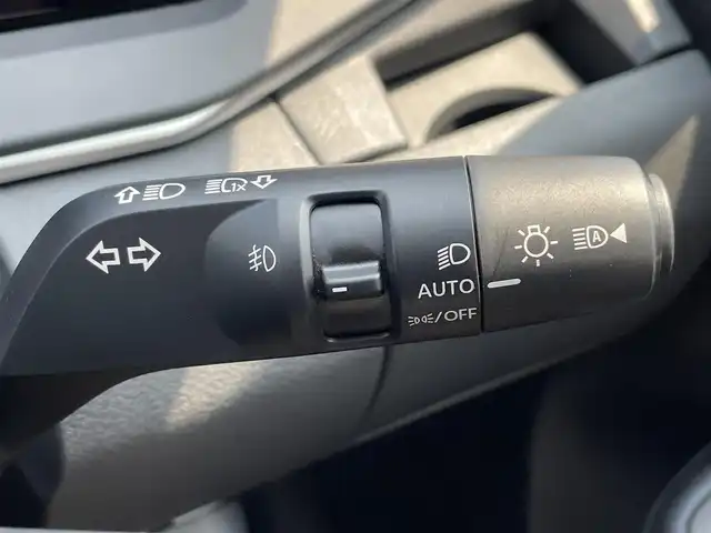 日産 ノート X 福岡県 2023(令5)年 1.1万km ピュアホワイトパール 日産コネクトナビ/アラウンドビューモニター/プロパイロット/エマージェンシーブレーキ/フルセグＴＶ/スマートインナーミラー/ＬＥＤヘッドライト/ＥＴＣ２．０/ＳＯＳコール/Ｂｌｕｅｔｏｏｔｈ/ＨＤＭＩ