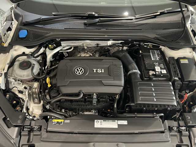 フォルクスワーゲン アルテオン TSI 4モーション Rラインアドバンス 新潟県 2019(平31)年 4.7万km オリックスホワイトマザーオブパールエフェクト ラグジュアリーパッケージ/-DYNAUDIOプレミアムサウンド/-電動パノラマスライディングルーフ/Volkswagenインフォテイメントシステム/・SSDナビゲーション(AM/FM/BT/CD/DVD/フルセグ)/・ジェスチャーコントロール/・コネクティビティ機能/・ETC(DSRC)/オールインセーフティ/・アダプティブクルーズコントロール/・緊急時停車支援システム/・レーンキープアシスト/・ダイナミックコーナーリングライト/・アラウンドビューカメラ/・パークアシスト/・パークディスタンスコントロール/ヘッドアップディスプレイ/オートホールド/パワーテールゲート/パドルシフト/アンビエントライト/デジタルメータークラスター/フロントパワーシート/フロントパワーランバーサポート/前後ドライブレコーダー