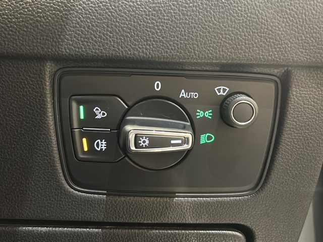 フォルクスワーゲン アルテオン TSI 4モーション Rラインアドバンス 新潟県 2019(平31)年 4.7万km オリックスホワイトマザーオブパールエフェクト ラグジュアリーパッケージ/-DYNAUDIOプレミアムサウンド/-電動パノラマスライディングルーフ/Volkswagenインフォテイメントシステム/・SSDナビゲーション(AM/FM/BT/CD/DVD/フルセグ)/・ジェスチャーコントロール/・コネクティビティ機能/・ETC(DSRC)/オールインセーフティ/・アダプティブクルーズコントロール/・緊急時停車支援システム/・レーンキープアシスト/・ダイナミックコーナーリングライト/・アラウンドビューカメラ/・パークアシスト/・パークディスタンスコントロール/ヘッドアップディスプレイ/オートホールド/パワーテールゲート/パドルシフト/アンビエントライト/デジタルメータークラスター/フロントパワーシート/フロントパワーランバーサポート/前後ドライブレコーダー