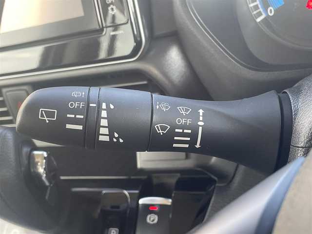 日産 ルークス HWS X プロパイロットED 和歌山県 2022(令4)年 1.7万km フローズンバニラパール 純正9インチナビ（MM321D-V）/フルセグTV/Bluetooth/CD/DVD/USB/全周囲カメラ/ビルトインETC/前後ドライブレコーダー/プロパイロット/衝突軽減カメラ/レーンキープアシスト/レーダークルーズコントロール/コーナーセンサー/両側パワースライドドア/ハンズフリーオートスライド/快適パックA/プラズマクラスター付きリヤシーリングファン/パーソナルテーブル/カップホルダー9個/助手席裏USBソケット/ロールサンシェード/撥水加工シート/電動パーキングブレーキ/オートブレーキホールド/LEDヘッドライト/フォグランプ/オートライト/オートハイビーム/純正14インチAW/ドアバイザー/プッシュスタート/スマートキー