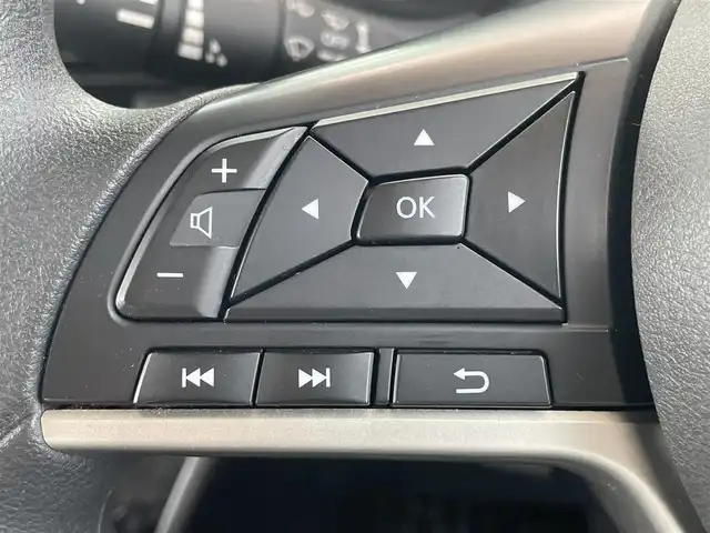日産 ルークス HWS X プロパイロットED 和歌山県 2022(令4)年 1.7万km フローズンバニラパール 純正9インチナビ（MM321D-V）/フルセグTV/Bluetooth/CD/DVD/USB/全周囲カメラ/ビルトインETC/前後ドライブレコーダー/プロパイロット/衝突軽減カメラ/レーンキープアシスト/レーダークルーズコントロール/コーナーセンサー/両側パワースライドドア/ハンズフリーオートスライド/快適パックA/プラズマクラスター付きリヤシーリングファン/パーソナルテーブル/カップホルダー9個/助手席裏USBソケット/ロールサンシェード/撥水加工シート/電動パーキングブレーキ/オートブレーキホールド/LEDヘッドライト/フォグランプ/オートライト/オートハイビーム/純正14インチAW/ドアバイザー/プッシュスタート/スマートキー