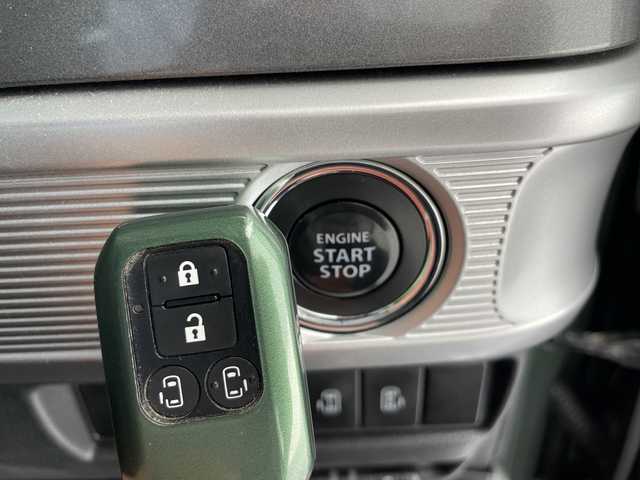 スズキ スペーシア ギア HYBRID XZターボ 愛知県 2021(令3)年 7.6万km クールカーキパールメタリック/ガンメタリック2トーン レーダークルーズコントロール/9型ナビ/フルセグTV/両側電動スライドドア/前席シートヒーター/衝突軽減ブレーキ/純正14インチAW/パドルシフト/ルーフレール/ETC/スマートキー/プッシュスタート
