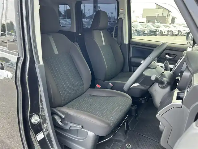トヨタ ルーミー カスタムG 奈良県 2021(令3)年 4.8万km ブラックマイカメタリック フルセグナビ（ＫＸＭＧ７０６ＢＴＷ）　/Ｂｌｕｅｔｏｏｔｈ　/ＣＤ／ＤＶＤ　/レーダークルーズコントロール　/電動パーキングブレーキ　/ブレーキホールド　/両側パワースライドドア　/バックカメラ　/ＬＥＤヘッドライト/コーナーセンサー/レーンキープアシスト