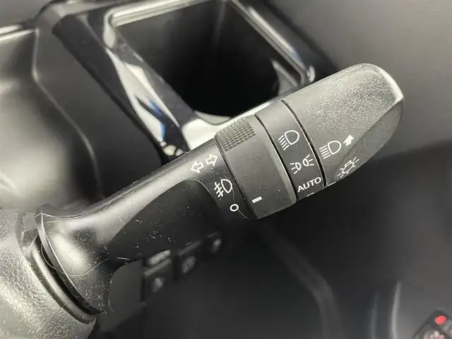 ダイハツ ウェイク G ターボ SA Ⅱ 岡山県 2017(平29)年 5.5万km パールホワイトⅢ 純正8インチSDナビ NSZP-X67D/地デジ/BT/CD/DVD/HDMI/バックカメラ /両側パワースライドドア /スマートアシスト2/LEDヘッドライト/フォグランプ/ETC/ステアリングスイッチ/純正14インチアルミホイール/オートライト /サイドエアバック/純正フロアマット/リアサンシェード/ISOFIX/新車保証書