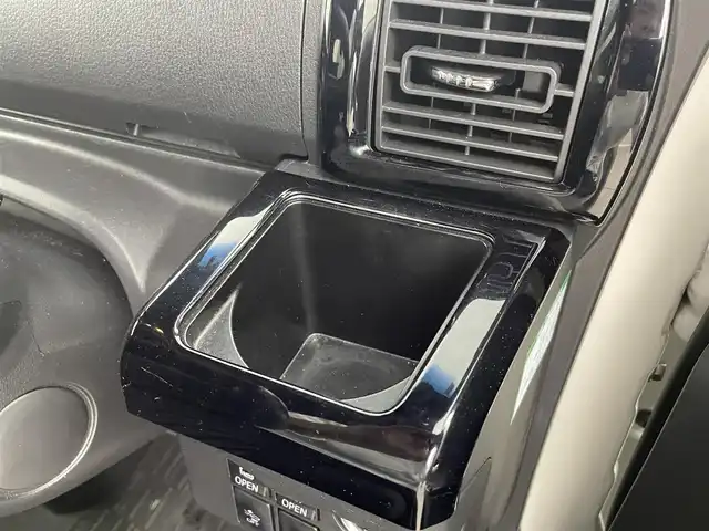 ダイハツ ウェイク G ターボ SA Ⅱ 岡山県 2017(平29)年 5.5万km パールホワイトⅢ 純正8インチSDナビ NSZP-X67D/地デジ/BT/CD/DVD/HDMI/バックカメラ /両側パワースライドドア /スマートアシスト2/LEDヘッドライト/フォグランプ/ETC/ステアリングスイッチ/純正14インチアルミホイール/オートライト /サイドエアバック/純正フロアマット/リアサンシェード/ISOFIX/新車保証書