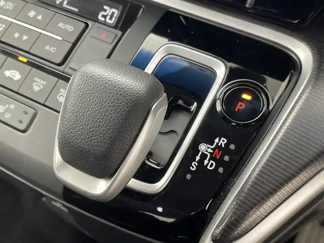 ホンダ ステップワゴン スパーダ eHEV G EXホンダS 群馬県 2021(令3)年 8.4万km パール フリップダウンモニター　純正９インチナビ　マルチビューモニター　アダプティブクルーズコントロール　両側パワースライドドア　ＬＥＤ　シートヒーター　純正１６インチＡＷ　ステアリングリモコン　禁煙車