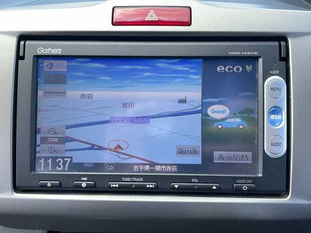 ホンダ フリード スパイク ハイブリット ジャストセレクション 岩手県 2013(平25)年 7.6万km スーパープラチナメタリック ナビ装着用スペシャルパッケージ/ジャストセレクション装備/バックカメラ/ETC/ディスチャージヘッドライト（オートライトコントロール付）/ドアミラーウィンカー/パワースライドドア(リア左側)/スライドドア・イージークローザー(リア両側)/Ｈｏｎｄａスマートキーシステム/フルオートエアコン/イモビライザー（国土交通省認可品）/クルーズコントロール/セキュリティアラーム/ＶＳＡ(ＡＢＳ＋ＴＣＳ＋横すべり抑制)/ヒルスタートアシスト/ワンセグTV/スタッドレスタイヤ積込