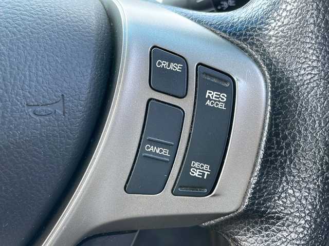 ホンダ フリード スパイク ハイブリット ジャストセレクション 岩手県 2013(平25)年 7.6万km スーパープラチナメタリック ナビ装着用スペシャルパッケージ/ジャストセレクション装備/バックカメラ/ETC/ディスチャージヘッドライト（オートライトコントロール付）/ドアミラーウィンカー/パワースライドドア(リア左側)/スライドドア・イージークローザー(リア両側)/Ｈｏｎｄａスマートキーシステム/フルオートエアコン/イモビライザー（国土交通省認可品）/クルーズコントロール/セキュリティアラーム/ＶＳＡ(ＡＢＳ＋ＴＣＳ＋横すべり抑制)/ヒルスタートアシスト/ワンセグTV/スタッドレスタイヤ積込