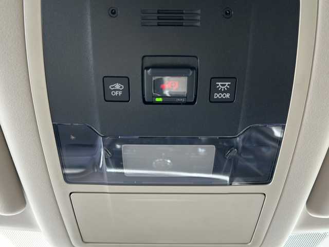 レクサス ＲＸ 200t 東京都 2018(平30)年 5.1万km ホワイトノーヴァガラスフレーク ワンオーナー/純正ナビゲーション/CD/DVD/Blue-ray/USB/AUX/Bluetooth/全方位カメラ/レザーシート/前席パワーシート/前席シートヒーター・エアーシート/革巻きステアリング/ステアリングヒーター/アダプティブクルーズコントロール/レーンキープアシスト/プリクラッシュセーフティ/純正20インチアルミホイール/ビルトインETC2.0/純正フロアマット/ドアバイザー/スマートキー×2/カードキー×1/取扱説明書/保証書