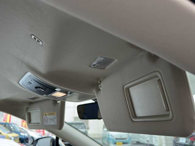 レクサス ＲＸ 200t 東京都 2018(平30)年 5.1万km ホワイトノーヴァガラスフレーク ワンオーナー/純正ナビゲーション/CD/DVD/Blue-ray/USB/AUX/Bluetooth/全方位カメラ/レザーシート/前席パワーシート/前席シートヒーター・エアーシート/革巻きステアリング/ステアリングヒーター/アダプティブクルーズコントロール/レーンキープアシスト/プリクラッシュセーフティ/純正20インチアルミホイール/ビルトインETC2.0/純正フロアマット/ドアバイザー/スマートキー×2/カードキー×1/取扱説明書/保証書