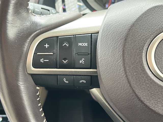 レクサス ＲＸ 200t 東京都 2018(平30)年 5.1万km ホワイトノーヴァガラスフレーク ワンオーナー/純正ナビゲーション/CD/DVD/Blue-ray/USB/AUX/Bluetooth/全方位カメラ/レザーシート/前席パワーシート/前席シートヒーター・エアーシート/革巻きステアリング/ステアリングヒーター/アダプティブクルーズコントロール/レーンキープアシスト/プリクラッシュセーフティ/純正20インチアルミホイール/ビルトインETC2.0/純正フロアマット/ドアバイザー/スマートキー×2/カードキー×1/取扱説明書/保証書