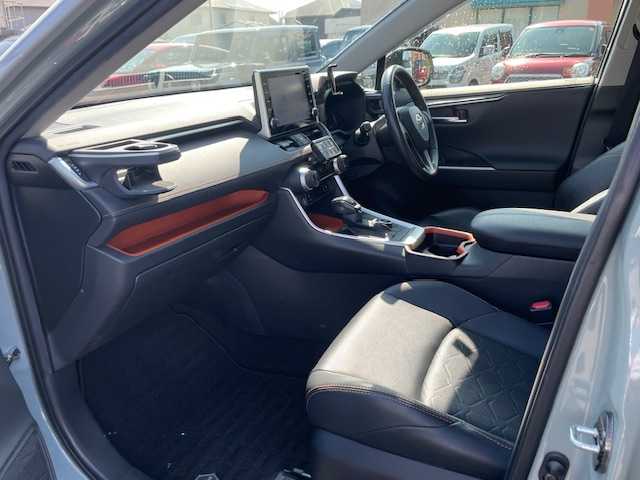 トヨタ ＲＡＶ４ アドベンチャー 長崎県 2020(令2)年 4.8万km アッシュグレーメタリック/アーバンカーキ 純正ディスプレイオーディオ/BT/USB/Mira cast/全方位カメラ/サンルーフ/合皮レザーシート/D席パワーシート/D/N席シートヒーター・エアーシート/トヨタセーフティセンス/レーダークルーズコントロール/ステアリングヒーター/パワーバックドア/ドライブレコーダー前後/LEDヘッドライト/オートマチックハイビーム/ビルトインETC/ボンネットラッピング/ルーフキャリアー/リアラダー/フロントロアーガーニッシュ/IPFキューブライト/ルーフマーカー（ライト）/グリルマーカー/牽引フック/サイドステップ（ナーフステップ）/TRDエアロ前後/TRDマッドフラップ/TRDドアハンドルプロテクター