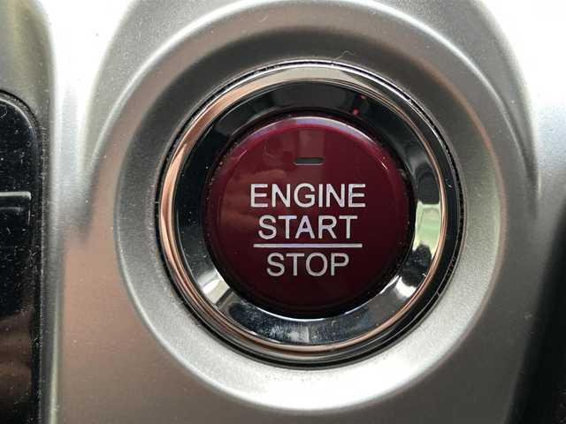 ホンダ Ｎ ＷＧＮ カスタム G ターボパッケージ 島根県 2016(平28)年 6万km スマートブラック 登録時走行距離60087km/Gathersディスプレイオーディオ(Bluetooth・AM・FM・CD・HDMI)/クルーズコントロール/バックカメラ/ETC/ドライブレコーダー/CTBA/スマートキーシステム(スペアキー×1)/アイドリングストップ/ディスチャージヘッドライト/フォグランプ/革巻きステアリング/ステアリングスイッチ/プラズマクラスターオートエアコン/ウィンカーミラー/オートリトラミラー/パドルシフト/ドアバイザー/純正14インチAW/純正フロアマット/禁煙車