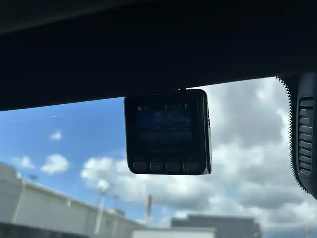 メルセデス・ベンツ ＧＬＡ２００ｄ 4マチック AMGライン 滋賀県 2021(令3)年 2.9万km コスモスブラック ワンオーナー/パノラマスライディングルーフ/ナビゲーションパッケージ/レーダーセーフティパッケージ/純正ナビ/地デジ/Bluetooth/ワイヤレス充電/全方位カメラ/黒半革/パワーシート/シートヒーター/純正19インチAW/ドライブレコーダー/ETC