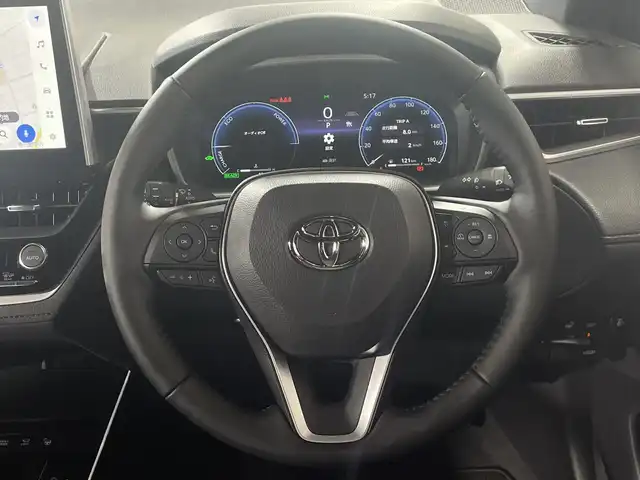 トヨタ カローラ クロス ハイブリッド Z 神奈川県 2025(令7)年 0.1千km パール 登録済未使用車/純正10.5型ディプレイオーディオ/ナビ　フルセグ　AM　FM　USB　Bluetooth　Miracast/パノラマルーフ/パノラミックビューモニターカメラ/トヨタセーフティセンス/レーダークルーズコントロール/ブラインドスポットモニター/シートヒーター前席/シートベンチレーション/ステアリングヒーター/パワーシート運転席/ハーフレザー/ETC/スマートキー/プッシュスタート/フロアマット/LEDヘッドランプ/純正18インチ/フォグランプ/オートライト/ウィンカーミラー/アイドリングストップ/プリクラッシュセーフティ/レーントレーシングアシスト/レーンディバチャーアラート/ロードサインアシスト/ドライバー異常時対応システム/ブロアクティブドライビングアシスト/発進遅れ告知機能