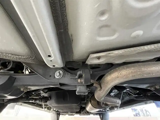 トヨタ ヴェルファイア Z Gエディション 滋賀県 2017(平29)年 7.2万km ホワイトパールクリスタルシャイン サンルーフ/フリップダウンモニター/両側パワースライドドア/社外11インチナビ【EX11Z】/（AM/FM/CD/DVD/フルセグ/Bluetooth/HDMI）/バックカメラ/ビルトインETC/電動リアゲート/トヨタセーフティセンス/・ブレーキアシスト/・プリクラッシュブレーキアシスト/・ヒルスタート（坂道発進）アシスト/・TCS（トラクションコントロールシステム）/・VDC（ビークルダイナミクスコントロール）/・車間自動制御システム/・ASCD（オートスピードコントロール装置）/・ABS（アンチロックブレーキシステム）/・バックビューモニター/・コーナー・バックセンサー（ソナー）/運転席・助手席シートヒーター/電動格納ミラー/電子パーキング/ブレーキホールド/ステアリングスイッチ/ステアリングヒーター/オートライト/LEDヘッドライト/フロントフォグ/フルオートエアコン/USB端子/プッシュスタート/スマートキー/純正アルミホイール積込