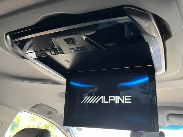 トヨタ ヴェルファイア Z Gエディション 滋賀県 2017(平29)年 7.2万km ホワイトパールクリスタルシャイン サンルーフ/フリップダウンモニター/両側パワースライドドア/社外11インチナビ【EX11Z】/（AM/FM/CD/DVD/フルセグ/Bluetooth/HDMI）/バックカメラ/ビルトインETC/電動リアゲート/トヨタセーフティセンス/・ブレーキアシスト/・プリクラッシュブレーキアシスト/・ヒルスタート（坂道発進）アシスト/・TCS（トラクションコントロールシステム）/・VDC（ビークルダイナミクスコントロール）/・車間自動制御システム/・ASCD（オートスピードコントロール装置）/・ABS（アンチロックブレーキシステム）/・バックビューモニター/・コーナー・バックセンサー（ソナー）/運転席・助手席シートヒーター/電動格納ミラー/電子パーキング/ブレーキホールド/ステアリングスイッチ/ステアリングヒーター/オートライト/LEDヘッドライト/フロントフォグ/フルオートエアコン/USB端子/プッシュスタート/スマートキー/純正アルミホイール積込