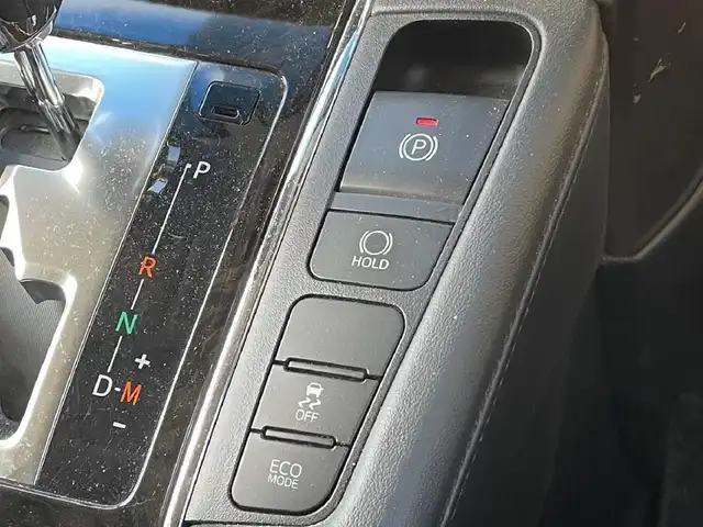 トヨタ ヴェルファイア Z Gエディション 滋賀県 2017(平29)年 7.2万km ホワイトパールクリスタルシャイン サンルーフ/フリップダウンモニター/両側パワースライドドア/社外11インチナビ【EX11Z】/（AM/FM/CD/DVD/フルセグ/Bluetooth/HDMI）/バックカメラ/ビルトインETC/電動リアゲート/トヨタセーフティセンス/・ブレーキアシスト/・プリクラッシュブレーキアシスト/・ヒルスタート（坂道発進）アシスト/・TCS（トラクションコントロールシステム）/・VDC（ビークルダイナミクスコントロール）/・車間自動制御システム/・ASCD（オートスピードコントロール装置）/・ABS（アンチロックブレーキシステム）/・バックビューモニター/・コーナー・バックセンサー（ソナー）/運転席・助手席シートヒーター/電動格納ミラー/電子パーキング/ブレーキホールド/ステアリングスイッチ/ステアリングヒーター/オートライト/LEDヘッドライト/フロントフォグ/フルオートエアコン/USB端子/プッシュスタート/スマートキー/純正アルミホイール積込