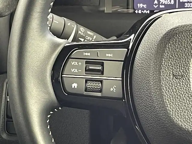 ホンダ Ｎ ＢＯＸ カスタム コーディネートスタイル 群馬県 2024(令6)年 0.8万km 赤／黒 純正８インチナビ　バックカメラ　両側パワースライドドア　アダプティブクルーズコントロール　ＬＥＤ　ＡＨＢ　シートヒーター　純正１４インチＡＷ　ステアリングリモコン　コーナーセンサー　ＥＴＣ　禁煙車