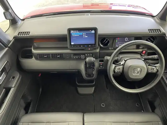 ホンダ Ｎ ＢＯＸ カスタム コーディネートスタイル 群馬県 2024(令6)年 0.8万km 赤／黒 純正８インチナビ　バックカメラ　両側パワースライドドア　アダプティブクルーズコントロール　ＬＥＤ　ＡＨＢ　シートヒーター　純正１４インチＡＷ　ステアリングリモコン　コーナーセンサー　ＥＴＣ　禁煙車