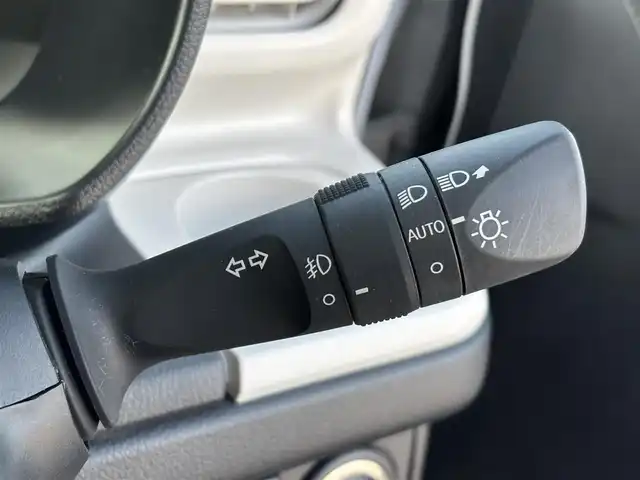 ダイハツ ムーヴ キャンバス ストライプス G 奈良県 2022(令4)年 2.3万km シャイニングホワイトパール/サンドベージュメタリック 純正ナビ（NMZN-W727)/（フルセグ/BT/CD/DVD)/アラウンドビューモニター/前後コーナーセンサー/衝突軽減システム/レーンキープアシスト/両側パワースライドドア/前席シートヒーター/LEDヘッドライト/前方ドライブレコーダー/ETC/純正ホイールキャップ/保証書/取り扱い説明書/スペアキーX1