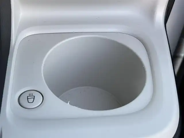 ダイハツ ムーヴ キャンバス ストライプス G 奈良県 2022(令4)年 2.3万km シャイニングホワイトパール/サンドベージュメタリック 純正ナビ（NMZN-W727)/（フルセグ/BT/CD/DVD)/アラウンドビューモニター/前後コーナーセンサー/衝突軽減システム/レーンキープアシスト/両側パワースライドドア/前席シートヒーター/LEDヘッドライト/前方ドライブレコーダー/ETC/純正ホイールキャップ/保証書/取り扱い説明書/スペアキーX1