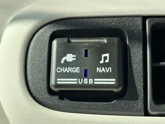 ダイハツ ムーヴ キャンバス ストライプス G 奈良県 2022(令4)年 2.3万km シャイニングホワイトパール/サンドベージュメタリック 純正ナビ（NMZN-W727)/（フルセグ/BT/CD/DVD)/アラウンドビューモニター/前後コーナーセンサー/衝突軽減システム/レーンキープアシスト/両側パワースライドドア/前席シートヒーター/LEDヘッドライト/前方ドライブレコーダー/ETC/純正ホイールキャップ/保証書/取り扱い説明書/スペアキーX1