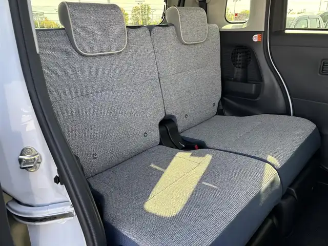 ダイハツ ムーヴ キャンバス ストライプス G 奈良県 2022(令4)年 2.3万km シャイニングホワイトパール/サンドベージュメタリック 純正ナビ（NMZN-W727)/（フルセグ/BT/CD/DVD)/アラウンドビューモニター/前後コーナーセンサー/衝突軽減システム/レーンキープアシスト/両側パワースライドドア/前席シートヒーター/LEDヘッドライト/前方ドライブレコーダー/ETC/純正ホイールキャップ/保証書/取り扱い説明書/スペアキーX1