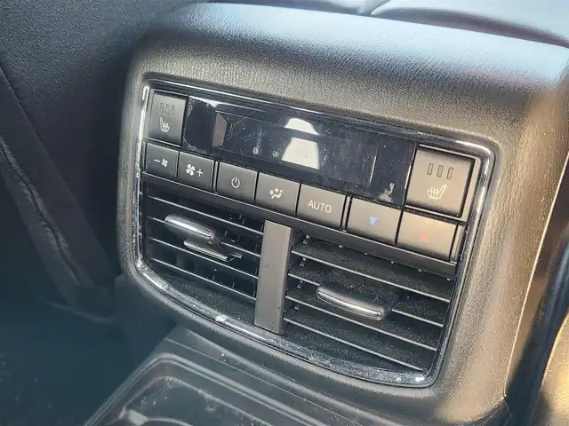 マツダ ＣＸ－８ XD プロアクティブ 秋田県 2021(令3)年 9.9万km チタニウムフラッシュマイカ 4WD/MOP10.25型ナビ/フルセグTV/アルパイン後席用フリップダウンモニター/ハンズフリーパワーバックドア/360度ビューモニター/ETC/レーダークルーズコントロール/前後パーキングセンサー/衝突被害軽減ブレーキ/車線逸脱防止支援システム/交通標識認識システム/ブラインドスポットモニタリング/ヘッドアップディスプレイ/アダプティブLEDヘッドランプ/デュアルオートエアコン/革巻きステアリング/前席/2列目シートヒーター/前席パワーシート/運転席シートメモリー/2列目キャプテンシート/社外17インチAWスタッドレス/純正AW積込み/スマートキー/プッシュエンジンスタート/禁煙車