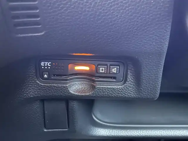 ホンダ Ｎ ＢＯＸ カスタム G L ホンダセンシング 山梨県 2018(平30)年 10.8万km ブリリアントスポーティブルーメタリック2トーン (株)IDOMが運営する【じしゃロン甲府店】の自社ローン専用車両になります。/こちらは現金またはオートローンご利用時の価格です。自社ローンご希望の方は別途その旨お申付け下さい/ＨｏｎｄａＳＥＮＳＩＮＧ/レーダークルーズコントロール/左側パワースライドドア/スマートキー２個/4スピーカー（2 /8スピーカー）/社外メモリナビ・フルセグＴＶ（走行中可）/ＣＤ・ＤＶＤ・ＳＤ・ＢＴオーディオ/バックカメラ/ビルトインＥＴＣ/LEDオートライト/純正14インチアルミホイール/保証書・取説