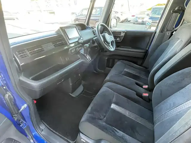 ホンダ Ｎ ＢＯＸ カスタム G L ホンダセンシング 山梨県 2018(平30)年 10.8万km ブリリアントスポーティブルーメタリック2トーン (株)IDOMが運営する【じしゃロン甲府店】の自社ローン専用車両になります。/こちらは現金またはオートローンご利用時の価格です。自社ローンご希望の方は別途その旨お申付け下さい/ＨｏｎｄａＳＥＮＳＩＮＧ/レーダークルーズコントロール/左側パワースライドドア/スマートキー２個/4スピーカー（2 /8スピーカー）/社外メモリナビ・フルセグＴＶ（走行中可）/ＣＤ・ＤＶＤ・ＳＤ・ＢＴオーディオ/バックカメラ/ビルトインＥＴＣ/LEDオートライト/純正14インチアルミホイール/保証書・取説