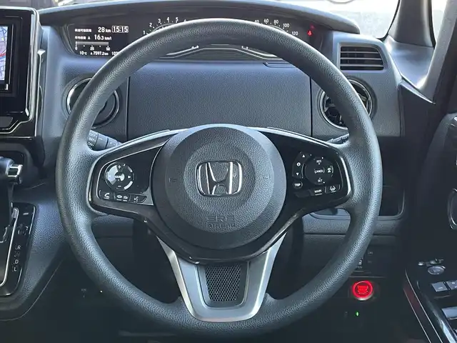 ホンダ Ｎ ＢＯＸ カスタム G L ホンダセンシング 山梨県 2018(平30)年 10.8万km ブリリアントスポーティブルーメタリック2トーン (株)IDOMが運営する【じしゃロン甲府店】の自社ローン専用車両になります。/こちらは現金またはオートローンご利用時の価格です。自社ローンご希望の方は別途その旨お申付け下さい/ＨｏｎｄａＳＥＮＳＩＮＧ/レーダークルーズコントロール/左側パワースライドドア/スマートキー２個/4スピーカー（2 /8スピーカー）/社外メモリナビ・フルセグＴＶ（走行中可）/ＣＤ・ＤＶＤ・ＳＤ・ＢＴオーディオ/バックカメラ/ビルトインＥＴＣ/LEDオートライト/純正14インチアルミホイール/保証書・取説