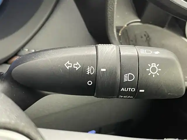 トヨタ ハリアー ハイブリッド Z レザーパッケージ 埼玉県 2020(令2)年 2.2万km ホワイトパールクリスタルシャイン モデリスタエアロ/モデリスタ２０インチアルミホイール/JBLサウンド/トヨタセーフティーセンス/プリクラッシュセーフティ/レーンディパーチャーアラート/レーダークルーズコントロール/ロードサイドアシスト/オートマチックハイビーム/ブラインドスポットモニター/インテリジェントクリアランスソナー/純正ディスプレイオーディオ12.3インチ/地デジTV Bluetooth USB/ヘットアップディスプレイ/デジタルインナーミラー/パノラミックビューモニター/レザーシート/シートヒーター/ベンチレーション/前席パワーシート/ステアリングヒーター/運転席シートメモリー/パワーバックドア/社外ドライブレコーダー前後/ビルトインETC2.0/LEDオートライト