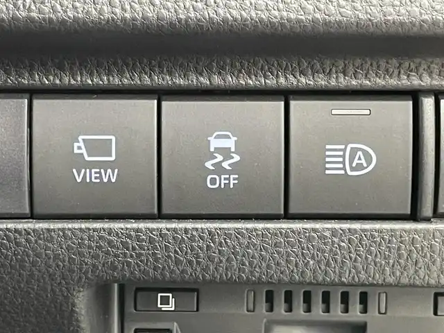 トヨタ ハリアー ハイブリッド Z レザーパッケージ 埼玉県 2020(令2)年 2.2万km ホワイトパールクリスタルシャイン モデリスタエアロ/モデリスタ２０インチアルミホイール/JBLサウンド/トヨタセーフティーセンス/プリクラッシュセーフティ/レーンディパーチャーアラート/レーダークルーズコントロール/ロードサイドアシスト/オートマチックハイビーム/ブラインドスポットモニター/インテリジェントクリアランスソナー/純正ディスプレイオーディオ12.3インチ/地デジTV Bluetooth USB/ヘットアップディスプレイ/デジタルインナーミラー/パノラミックビューモニター/レザーシート/シートヒーター/ベンチレーション/前席パワーシート/ステアリングヒーター/運転席シートメモリー/パワーバックドア/社外ドライブレコーダー前後/ビルトインETC2.0/LEDオートライト