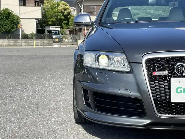 アウディ ＲＳ６ 千葉県 2010(平22)年 7.2万km デイトナグレーパールエフェクト スポーツサスペンションプラス/純正ナビ/フルセグTV/バックカメラ/BOSEサウンドシステム/サンルーフ/ホワイトレザー/パワーシート＆シートヒーター/純正20インチAW/前後コーナーセンサー/HIDヘッドライト/保証書/取扱説明書/スペアキー