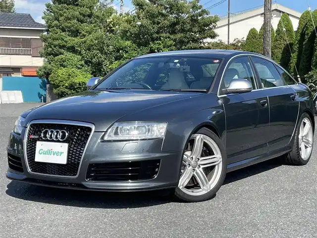 アウディ ＲＳ６ 千葉県 2010(平22)年 7.2万km デイトナグレーパールエフェクト スポーツサスペンションプラス/純正ナビ/フルセグTV/バックカメラ/BOSEサウンドシステム/サンルーフ/ホワイトレザー/パワーシート＆シートヒーター/純正20インチAW/前後コーナーセンサー/HIDヘッドライト/保証書/取扱説明書/スペアキー