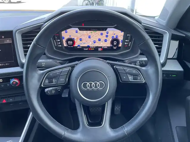 アウディ Ａ１ SB 25TFSI アドバンスド 佐賀県 2021(令3)年 3.2万km パール 純正SDナビ(AM/FM/BT)/バックカメラ/アウディアクティブレーンアシスト/クリアランスソナー/クルーズコントロール/シートヒーター/USBポート/ブラインドスポットモニター/ETC2.0/ドラレコ/純正フロアマット/純正LEDヘッドライト/純正16インチアルミホイール