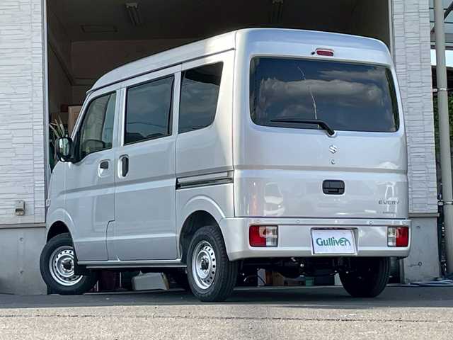 スズキ エブリイ PA リミテッド 大分県 2025(令7)年 0.1万km未満 シルバー 登録済み未使用車/パワーウィンド/パワーステアリング