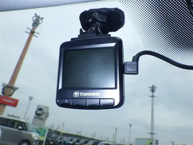 フォルクスワーゲン ゴルフ TSI コンフォートライン 千葉県 2011(平23)年 11.4万km ディープブラックパールエフェクト 純正SDナビ/地デジTV/【DVD/CD再生機能　Bluetooth接続】/ETC/フォグライト/ウインカーミラー/純正16インチアルミホイル/キーレス