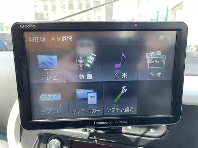 ルノー トゥインゴ インテンス 静岡県 2017(平29)年 3.2万km 白 社外ポータブルSDナビ/ドライブレコーダー/クリアランスソナー/アイドリングストップ/ECOモード/純正フロアマット/革巻ステアリング/純正15インチアルミホイール/キーレス2個/新車時保証書/取扱説明書