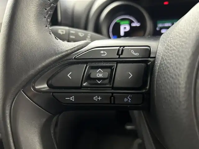 トヨタ ヤリスクロス ハイブリッド G 埼玉県 2021(令3)年 1.6万km ブラックマイカ 純正８型ナビ　Ｂｌｕｅｔｏｏｔｈ　全方位カメラ オートマチックハイビーム レーダークルーズコントロール　コーナーセンサー　レーンアシスト　ドライブレコーダー 衝突軽減ブレーキ LEDヘッドライト