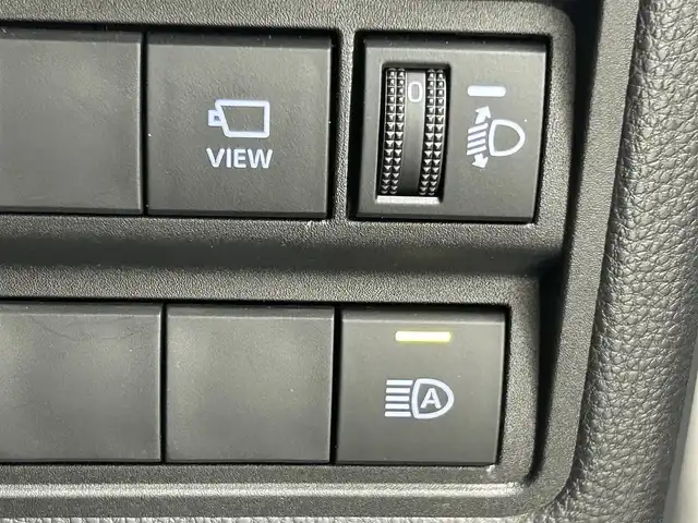トヨタ ヤリスクロス ハイブリッド G 埼玉県 2021(令3)年 1.6万km ブラックマイカ 純正８型ナビ　Ｂｌｕｅｔｏｏｔｈ　全方位カメラ オートマチックハイビーム レーダークルーズコントロール　コーナーセンサー　レーンアシスト　ドライブレコーダー 衝突軽減ブレーキ LEDヘッドライト