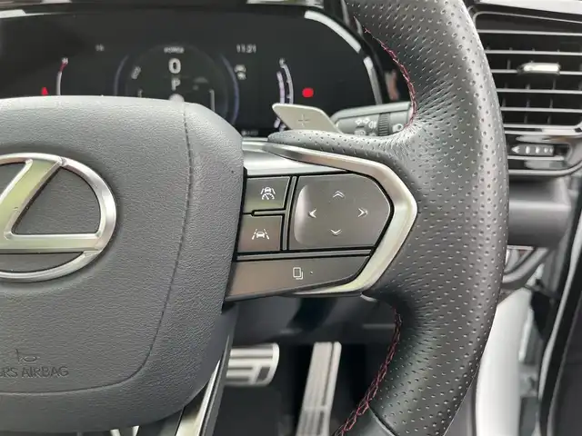 レクサス ＮＸ 350h Fスポーツ 滋賀県 2023(令5)年 3.8万km ホワイトノーヴァガラスフレーク 禁煙車/純正14インチナビ/Bluetooth.フルセグ/全方位カメラ/衝突軽減ブレーキ/追従クルーズコントロール/レーンキープアシスト/サンルーフ/デジタルインナーミラー/クリアランスソナー/ビルトインETC2.0/ブラインドスポットモニター/パドルシフト/シートヒーター/シートベンチレーション/前後ドライブレコーダー/LEDヘッドライト/オートライト/オートマチックハイビーム