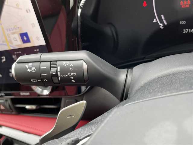 レクサス ＮＸ 350h Fスポーツ 滋賀県 2023(令5)年 3.8万km ホワイトノーヴァガラスフレーク 禁煙車/純正14インチナビ/Bluetooth.フルセグ/全方位カメラ/衝突軽減ブレーキ/追従クルーズコントロール/レーンキープアシスト/サンルーフ/デジタルインナーミラー/クリアランスソナー/ビルトインETC2.0/ブラインドスポットモニター/パドルシフト/シートヒーター/シートベンチレーション/前後ドライブレコーダー/LEDヘッドライト/オートライト/オートマチックハイビーム
