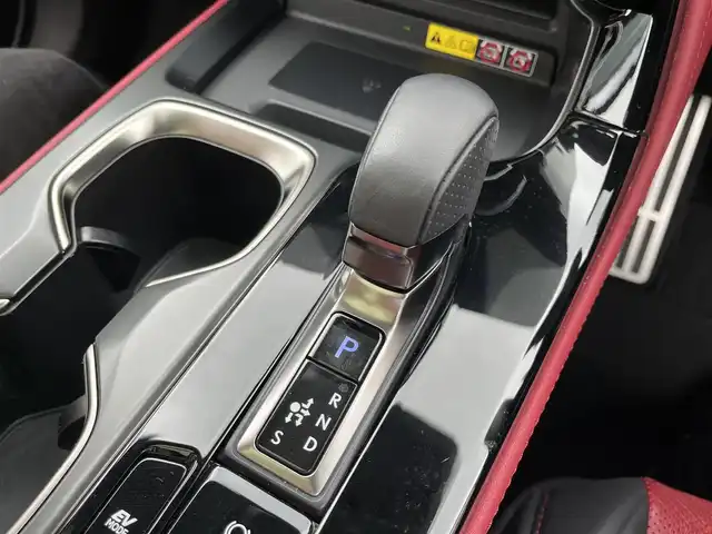 レクサス ＮＸ 350h Fスポーツ 滋賀県 2023(令5)年 3.8万km ホワイトノーヴァガラスフレーク 禁煙車/純正14インチナビ/Bluetooth.フルセグ/全方位カメラ/衝突軽減ブレーキ/追従クルーズコントロール/レーンキープアシスト/サンルーフ/デジタルインナーミラー/クリアランスソナー/ビルトインETC2.0/ブラインドスポットモニター/パドルシフト/シートヒーター/シートベンチレーション/前後ドライブレコーダー/LEDヘッドライト/オートライト/オートマチックハイビーム